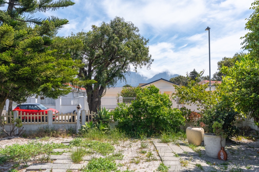 3 Bedroom Property for Sale in Gatesville Western Cape
